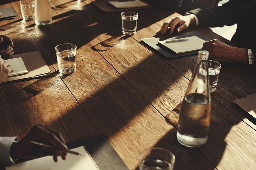 JanekPG's tweet image. 🌍 Navigating cultural nuances in international sales? It's more than just treating others how you want to be treated. Learn why understanding cultural differences is key for successful negotiations. 

Here: 🔗 hubs.li/Q02x87b00

#SalesNegotiation #CulturalDifferences