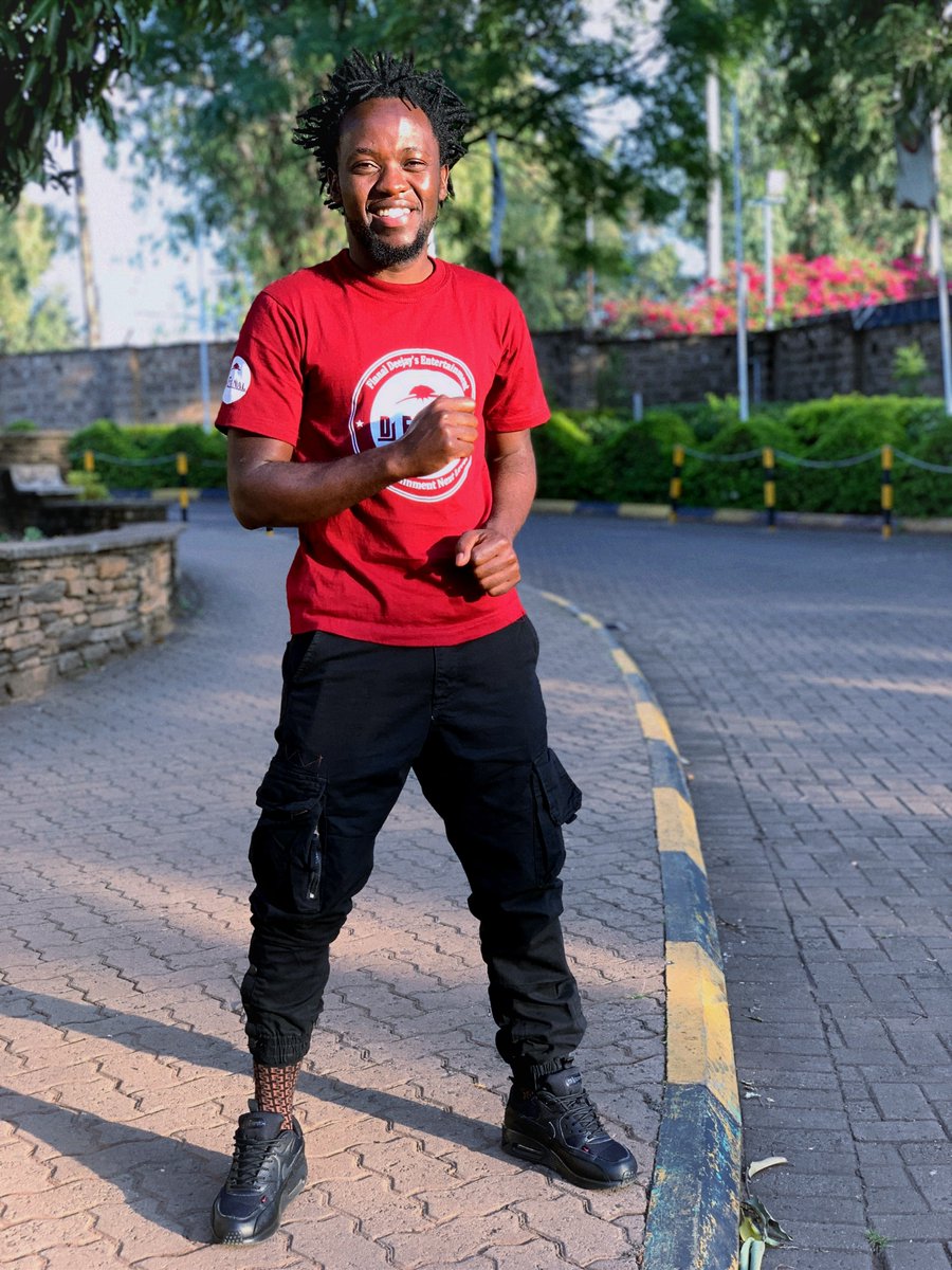 You are watching #TanoKali with DJ Finnal. Let us know where you are tuned in from. Nyumba yako ikishika moto na kuna 1 Billion na mpoa wako, utaokoa nini?