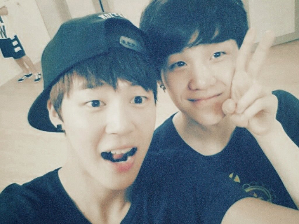 11 years ago today, yoongi and jimin’s first selfie together