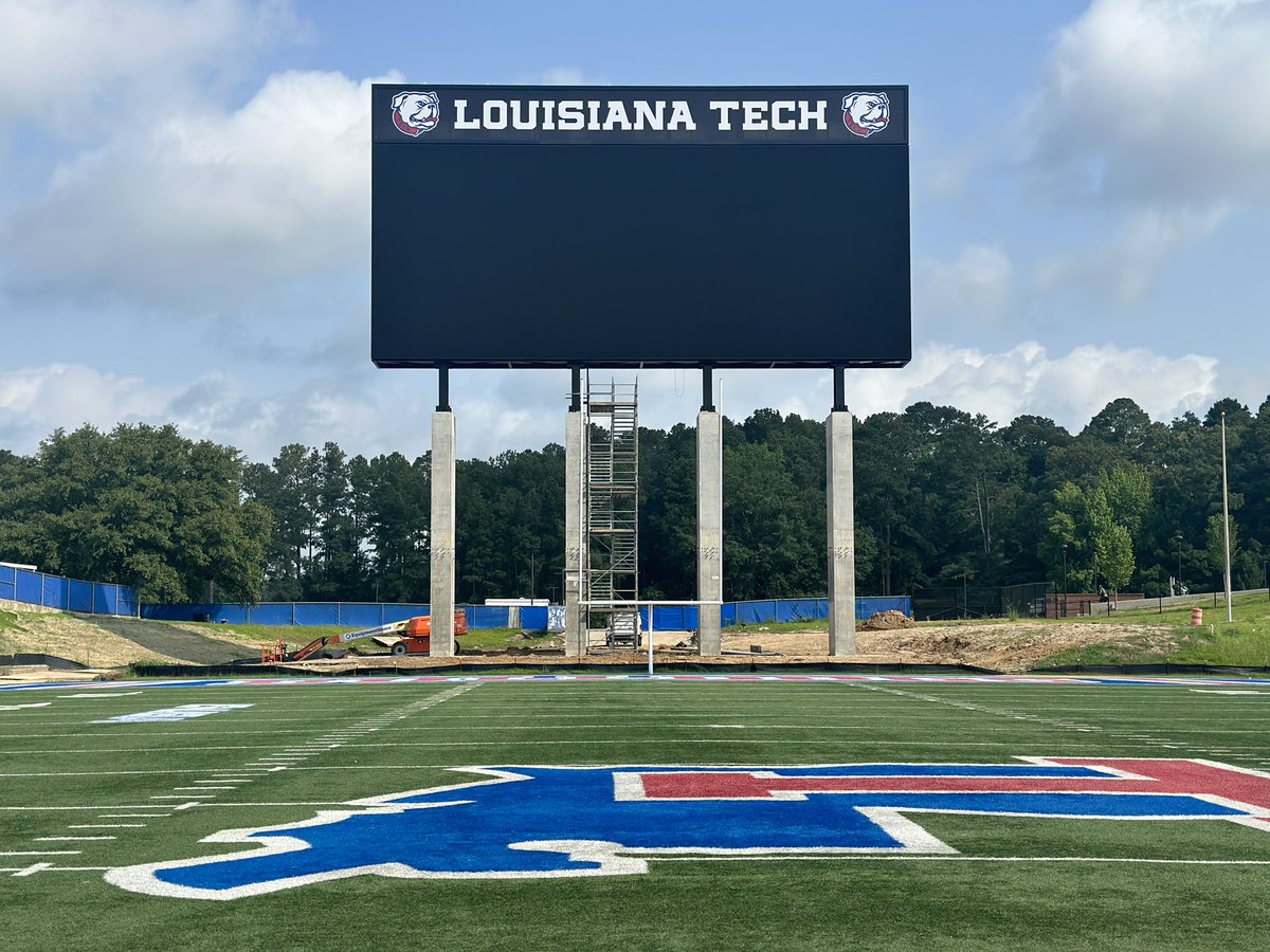 LATechSports's tweet image. bruh
