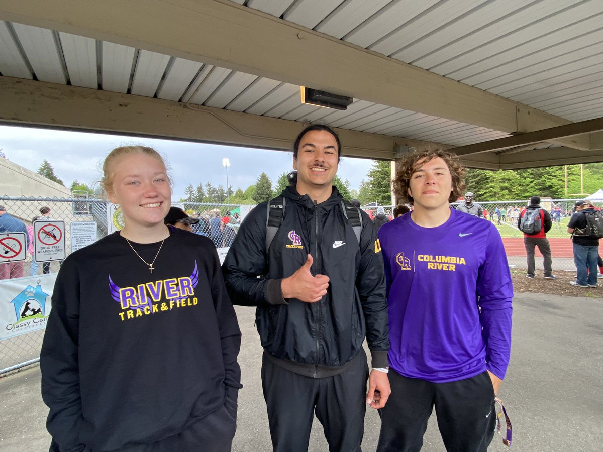 Today is the day!

Good luck to Ryker, Nico and Logan competing in the Class 2A discus at state. 

2A boys discus: 10:10 a.m.
2A girls discus: 2:40 p.m.