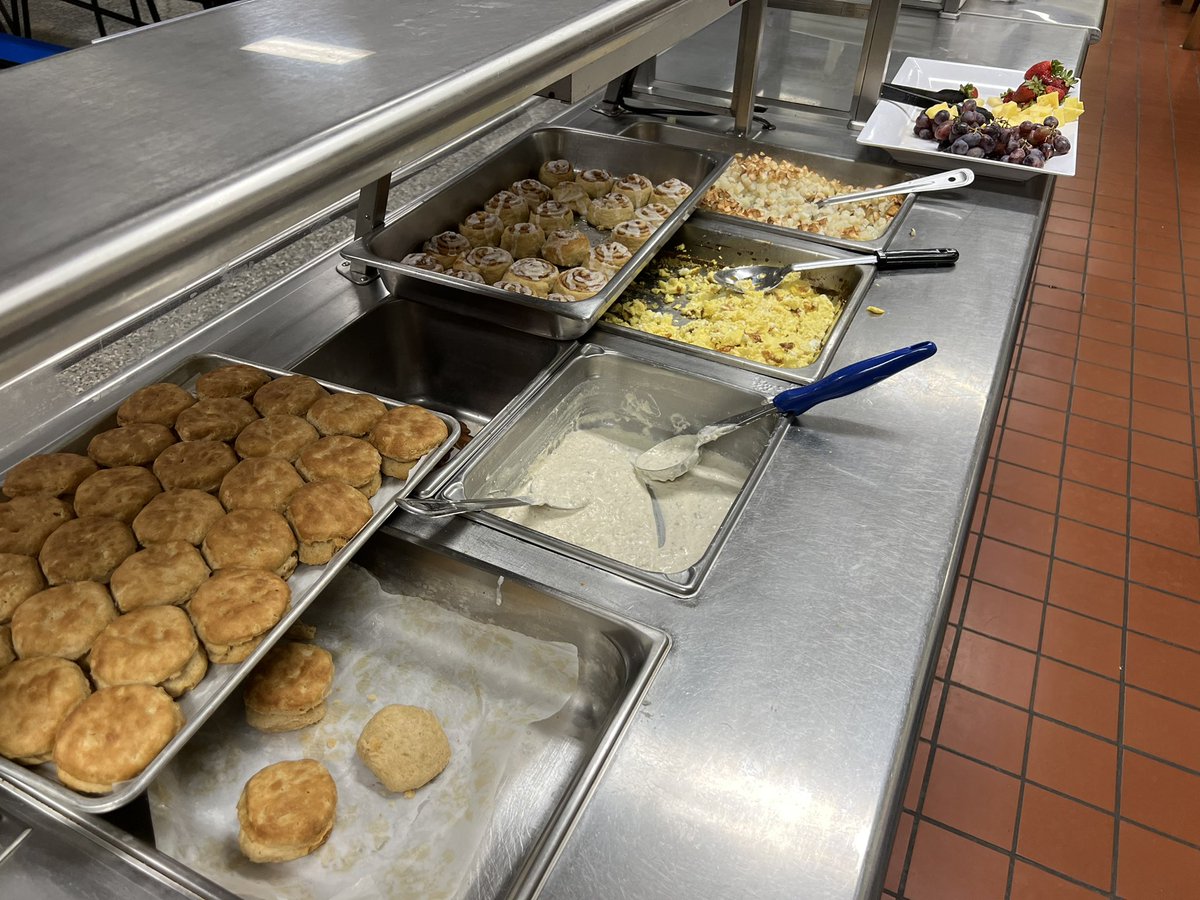 CafeWrv's tweet photo. The last two meals to be served on the original serving line.  ��� After 60 years of service, the serving line will be replaced this summer. https://t.co/LvJyXdz5E0