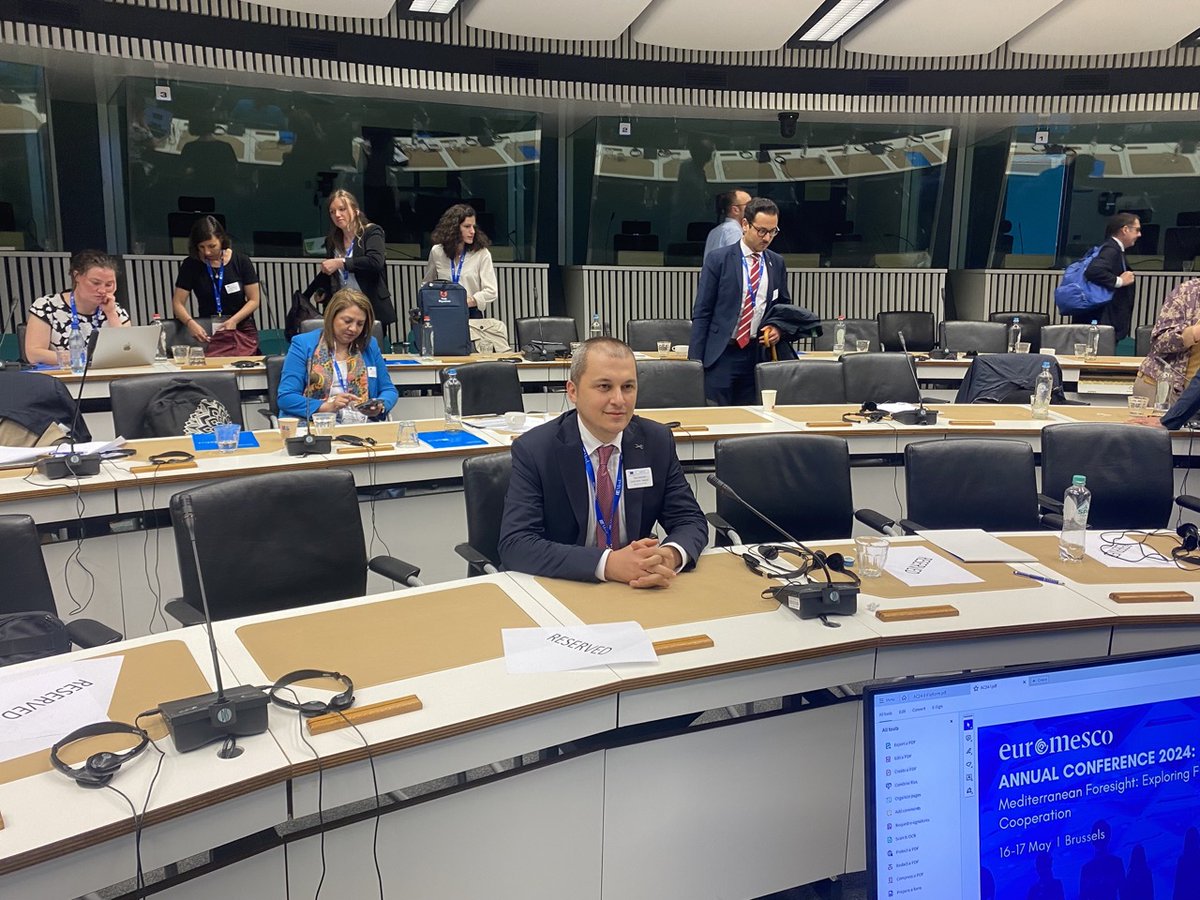 Chairman of DİPAM Dr. SAKMAN Attended the EuroMeSCo Annual Conference 2024

DİPAM is the member of EuroMeSCo as of 2023. This year’s Conference was held at the EESC building in Brussels/Belgium on 16-17 May 2024.

🔗 bit.ly/4bJfL6Y

🔎 #Europe #European #Mediterranean