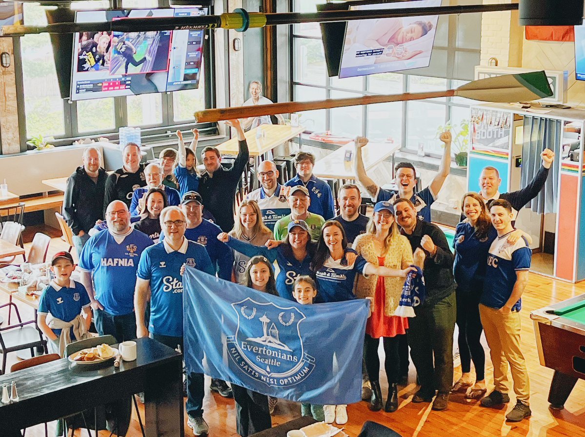 Everton in the USA tweet media