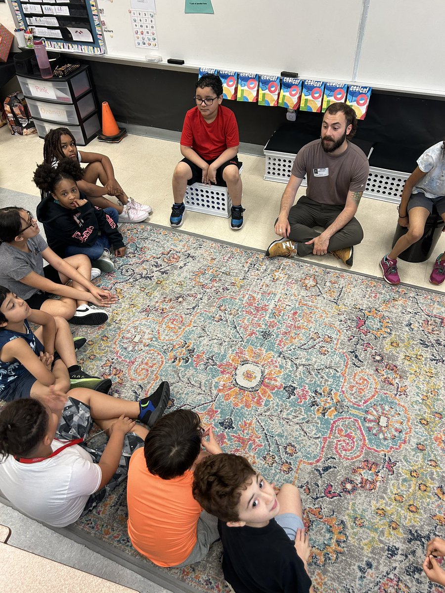 We had an amazing morning with Adam from @ZoellnerArts! He taught us a fun game to help us remember the shape attributes! @BethlehemAreaSD @DoneganBASD @josephanthes #werise