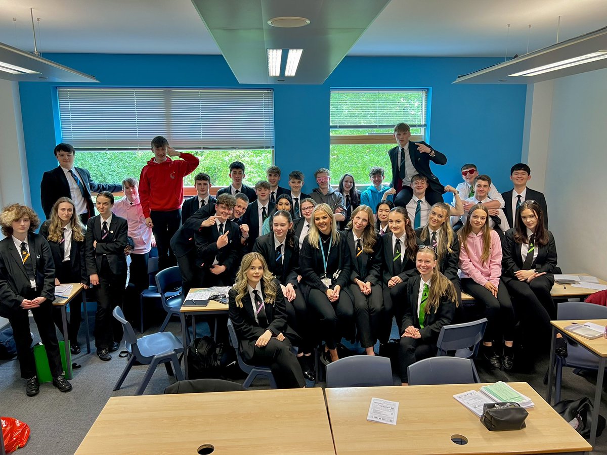 HHibberd_PGS's tweet photo. 11G1 - 2024.
what a pleasure, all the best x
#neverstopflying
💙🧡💚🩵💜 https://t.co/Z5qfRIU0VN