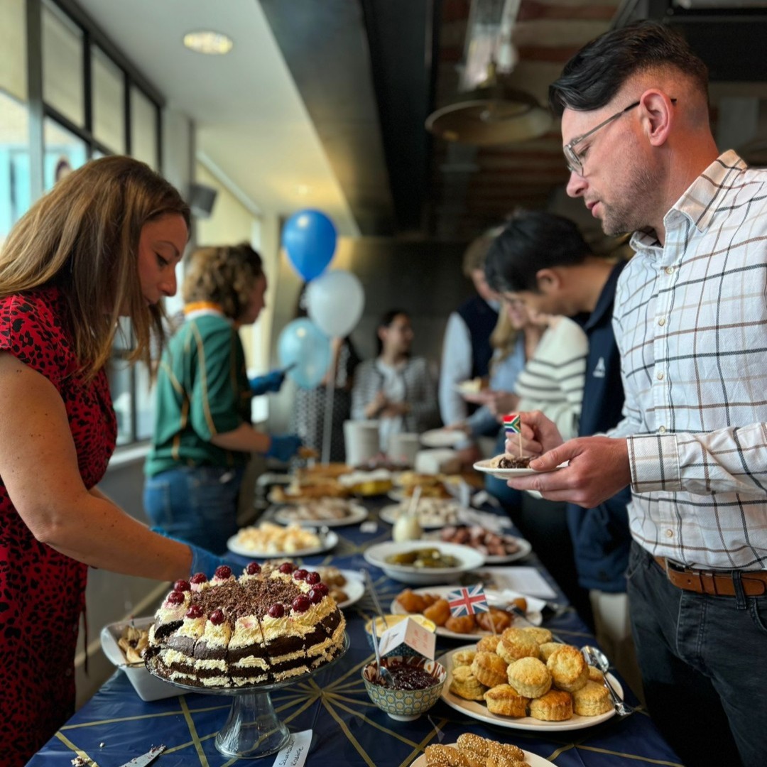 ACS_AIRCHARTER's tweet photo. #ACSLON celebrated 'World Day for Cultural Diversity for Dialogue and Development' by hosting a bake sale! Whilst raising donations for Diversity House, our team enjoyed traditional dishes from across the world. Who could say no to these tasty treats for a fantastic cause? https://t.co/O8OT73O0lu