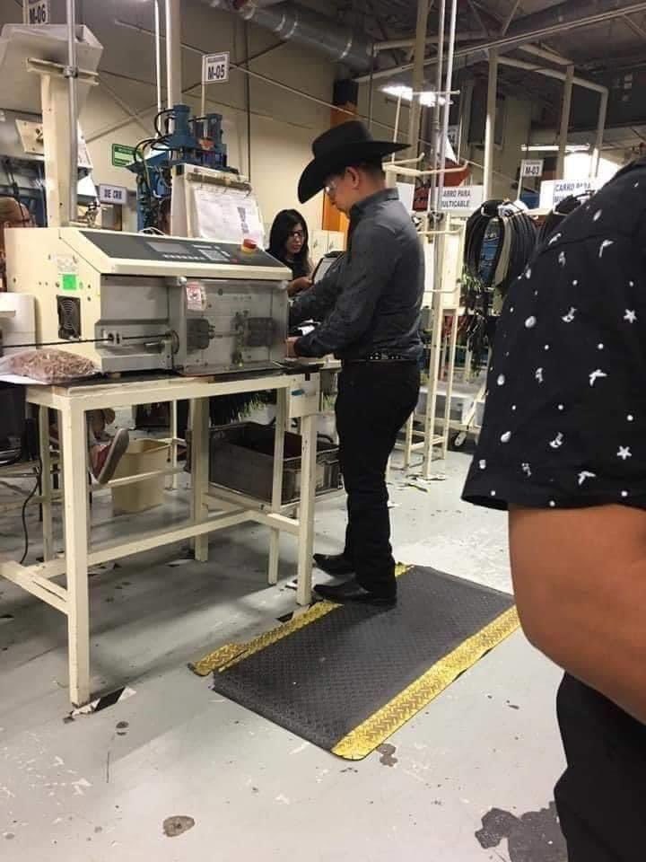 Cuando me dicen "saliendo del jale nos vamos a pistear"