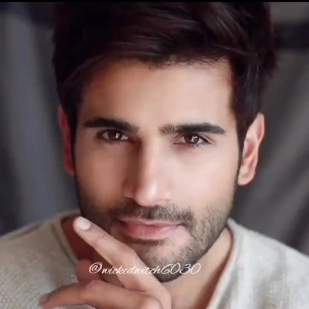 ArchivasCazel's tweet image. My kind of Indian drama. 
#ShivangiJoshi #KaranTacker
