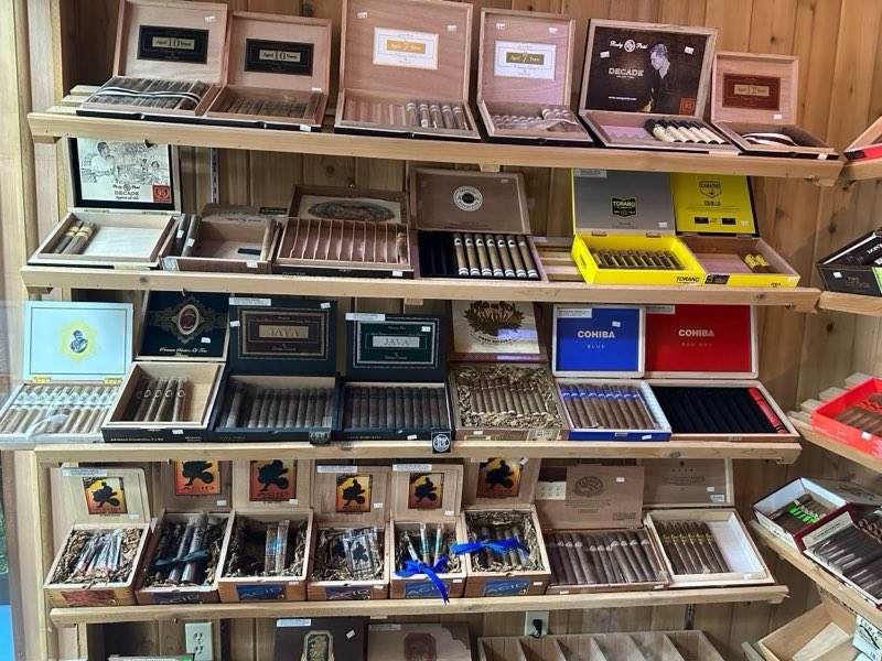 DFWSmokeandVape's tweet photo. Smokers Heaven Smoke and Vape Shops in Highland Village, Flower Mound, and Grapevine will be open all Memorial Day Weekend! Stop in, stock up, and go have some fun in the sun! #SummerUp #SummerDown 👍😎☀️💨 https://t.co/n3E5NwsgDF
