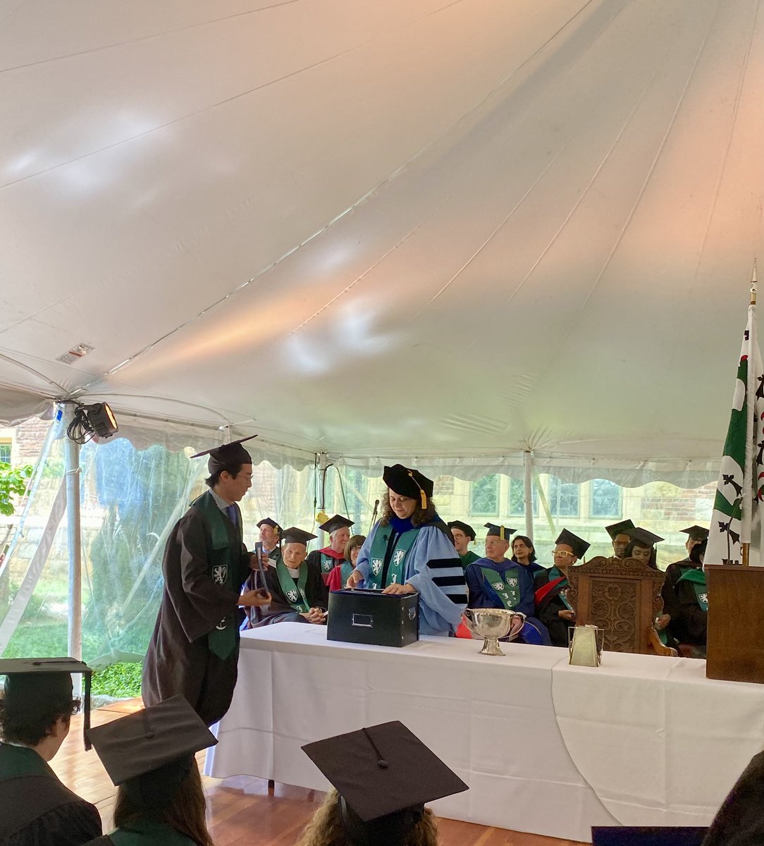 jennkwanMDPhD's tweet photo. Congrats @nathanwchen on your @Yale graduation! So great to celebrate this milestone &amp; your accomplishments w/you &amp; your family! And catch up w/@janiceschen! https://t.co/OW5wQzR3cT