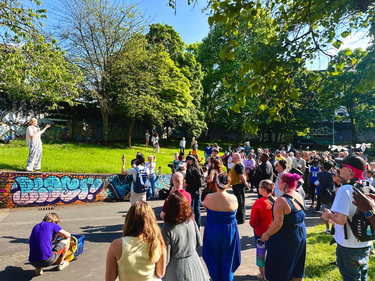 Asylum Art Gallery tweet media