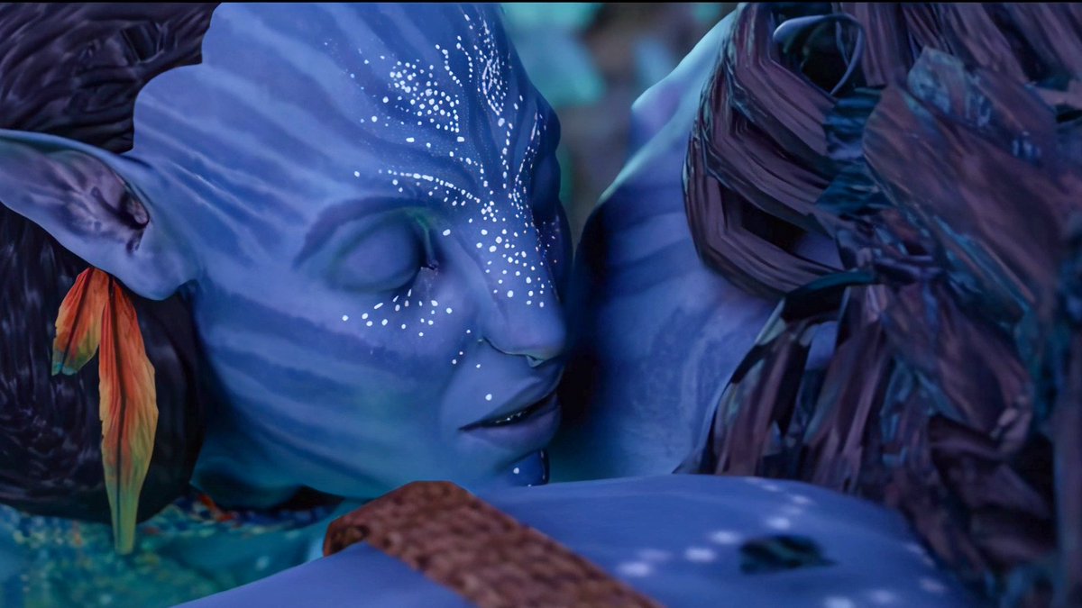 these close-up shots make me go crazy 😩💙