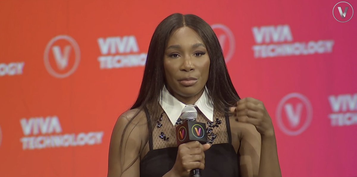 AnthonyRochand's tweet image. #Vivatech - On stage Serena &amp;amp; Venus Williams 
@VivaTech #Influence #SportTech