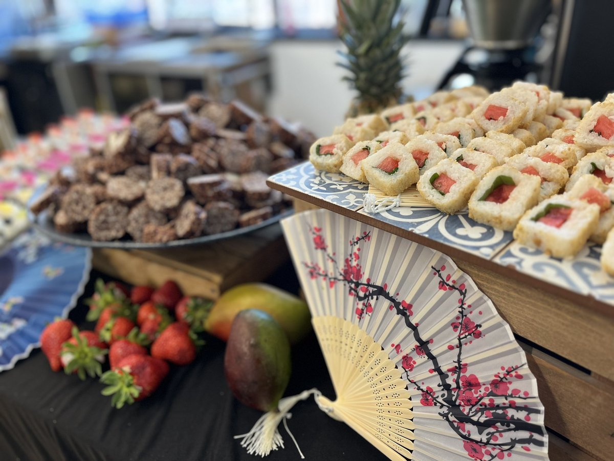 HolroydHoweCOL1's tweet photo. Thank you to @stevejarman7 and @Alket355 for our frushi demo @CityofLdnSchool @CharlieW0109 @melrahaman @HolroydHowe https://t.co/XYm7P2TJWX