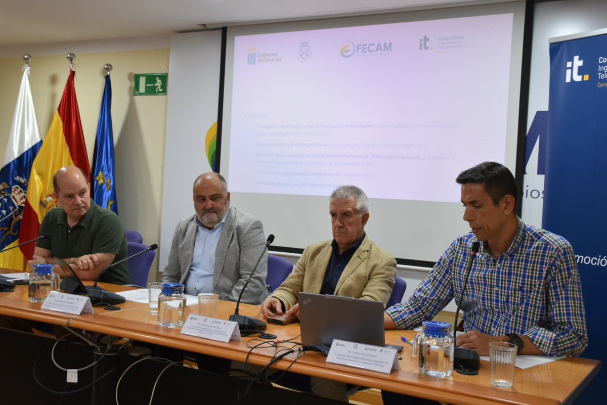 aytoelrosario's tweet photo. 📶 @EscolasticoGilH presentó hoy el convenio de asesoramiento en materia de Tecnologías de la Información y Comunicación (TIC) a los ayuntamientos de #Tenerife y que a día de hoy han suscrito una veintena de corporaciones locales canarias.
#Fecam https://t.co/oRfewpT3U7