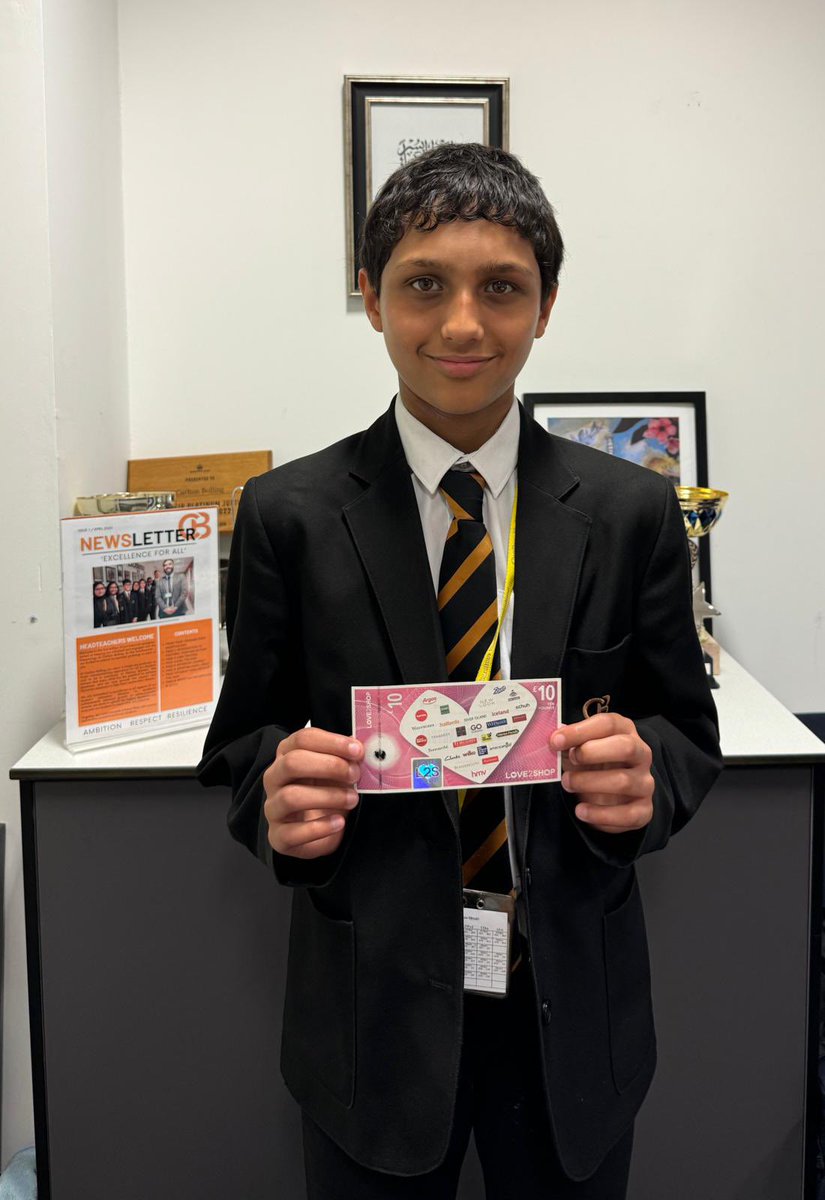 One of our amazing students receiving a voucher for showing great respect and honesty when handing in a lost phone to staff this morning. #ambition