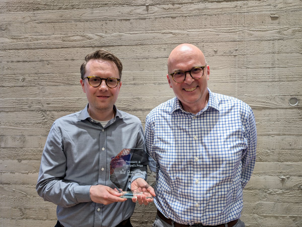Congratulations to @DanielGover and @philipjcowley who won the President and Principal's Prize at the @QMUL Education Excellence awards yesterday for their teaching on our Parliamentary Studies and Placement modules!