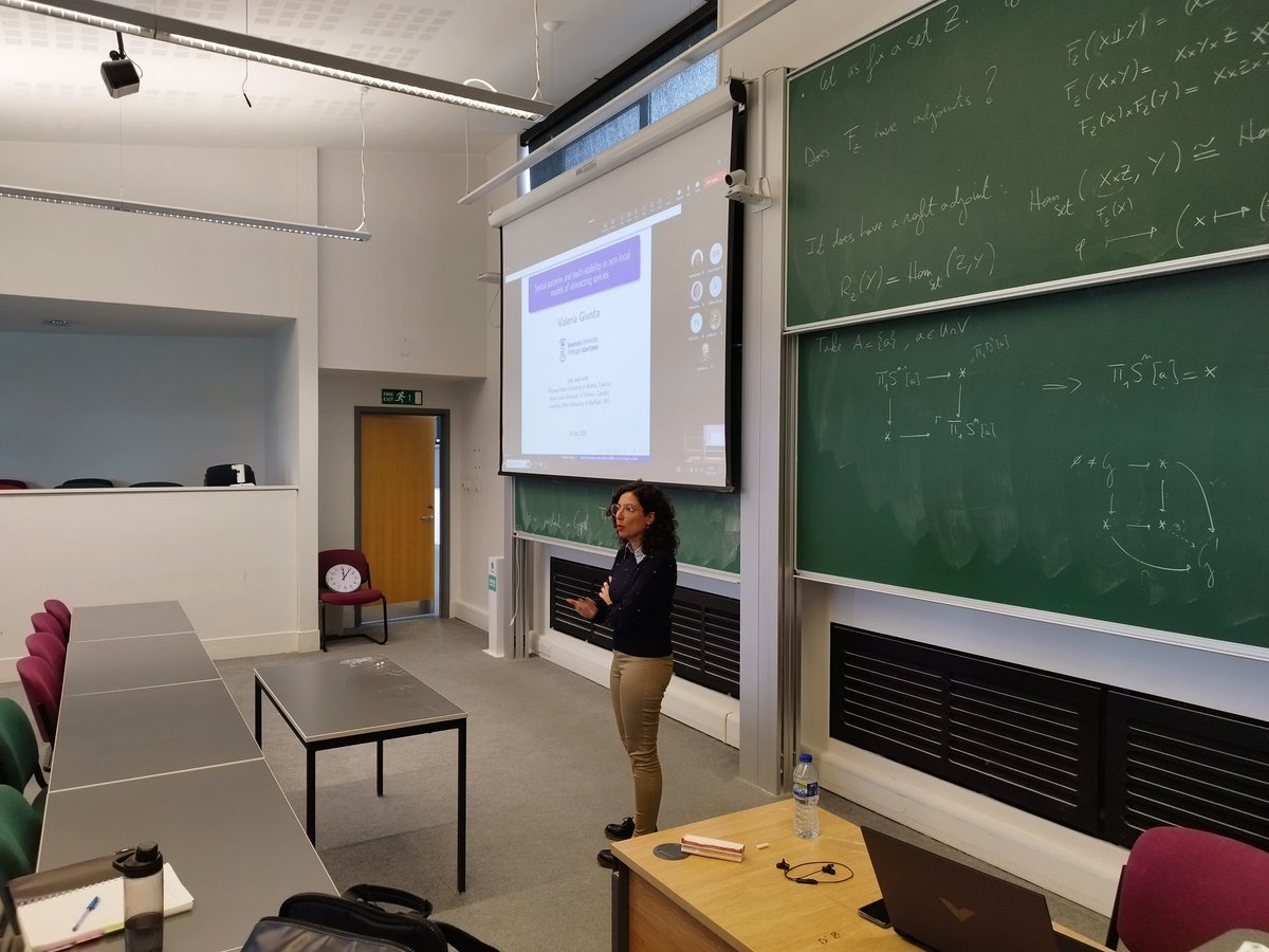 Ferran Brosa Planella (@brosaplanella) on Twitter photo Our speaker today in the <a href="/WMI_research/">Warwick Mathematics Institute Research</a> Applied Maths Seminar was <a href="/Valeria_Giunta_/">Valeria</a> (<a href="/SwanseaUni/">Swansea University</a>) presenting her work on non-local models for interacting species. Our speaker today in the <a href="/WMI_research/">Warwick Mathematics Institute Research</a> Applied Maths Seminar was <a href="/Valeria_Giunta_/">Valeria</a> (<a href="/SwanseaUni/">Swansea University</a>) presenting her work on non-local models for interacting species.