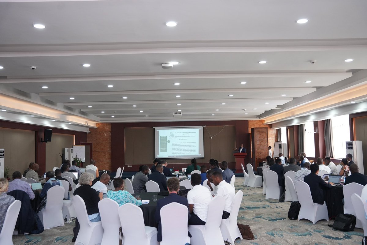 Today,@EnvironmentRw and @GermanyInRwanda co-chaired the Climate, Environment, and Natural Resources Joint Sector review The meeting reviewed significant achievements from the past year and outlined the priorities for the next 5 years to inform the National and sector strategies