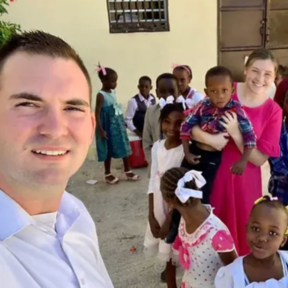 🚨🇺🇸BREAKING: U.S. MISSIONARIES KILLED IN HAITI Missouri State Rep. Ben Baker’s daughter, Natalie Lloyd, and son-in-law, Davy Lloyd, were killed in Haiti while serving as full-time missionaries. They were reportedly ambushed by armed gangs. Haiti has been plagued by gang