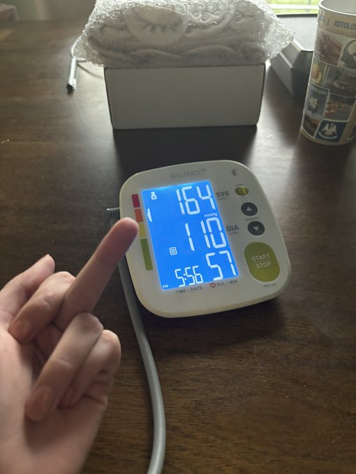 Guess who&rsquo;s going back on their medicine~ https://t.co/lXOaEyQsim