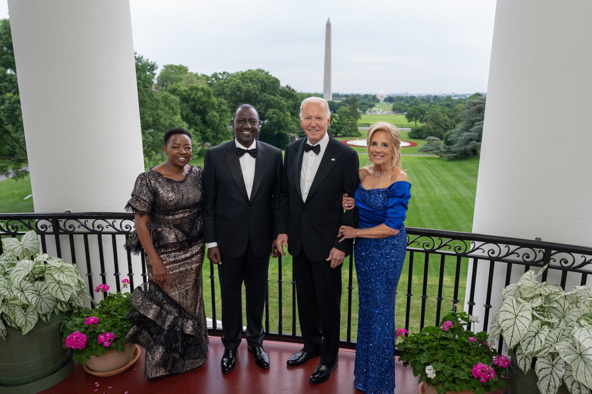 President Carter was the first president to host leaders from Kenya for an official State Visit. And in his own dinner toast, he called the United States and Kenya “neighbors.” Not because we share borders. But because we share beliefs.