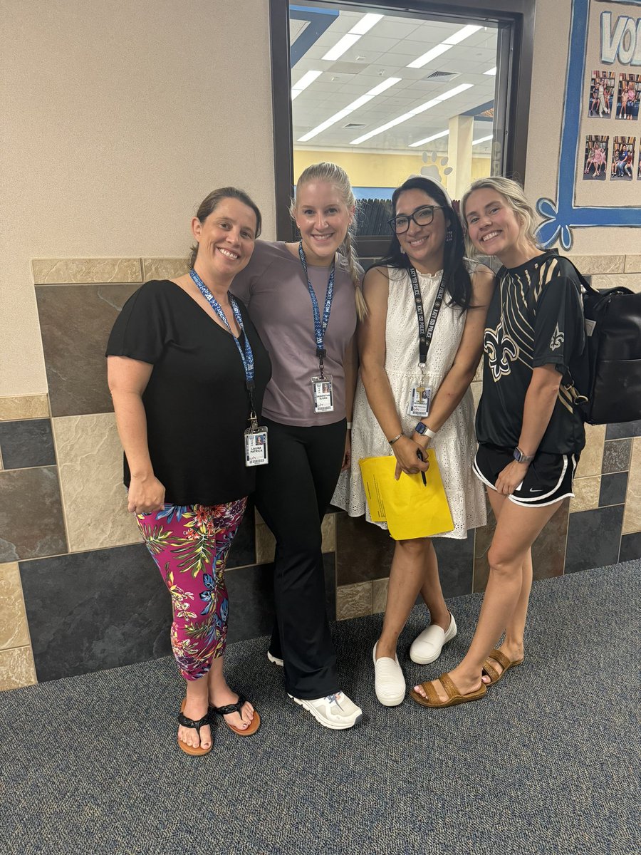 I wouldn’t have survived this year without these ladies! 💙🐺