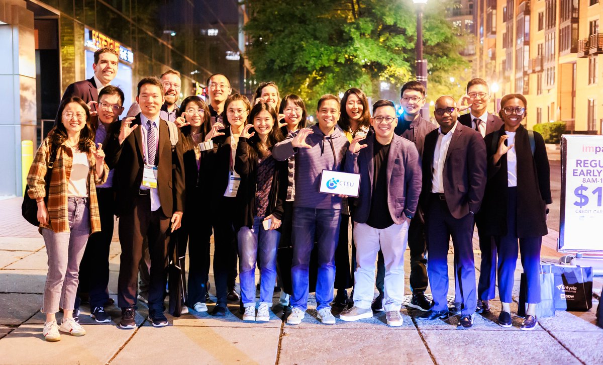 I really enjoyed #DDW2024 in Washington DC! Met old friends and colleagues, made new connections, and dived into amazing research... Looking forward to future DDWs!