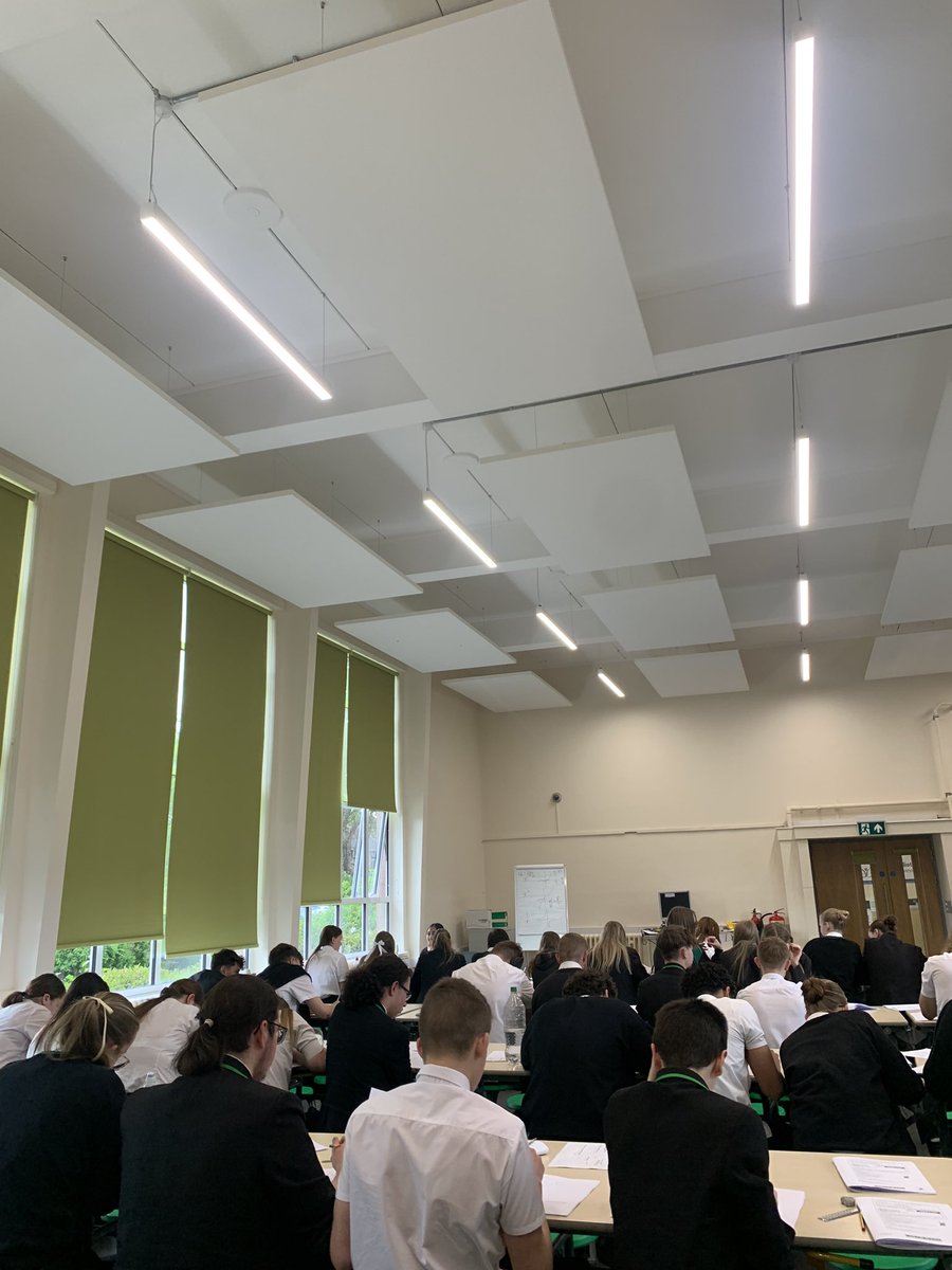 GES_MathsandCS's tweet photo. Y11 making us proud.

Superb work ethic from Y11, in preparation for Maths Paper 2, followed by pizza for all!🍕 

Reminder: Half-term booster - Thursday 29/05 09:30-12:00. https://t.co/pE0iBOeUre