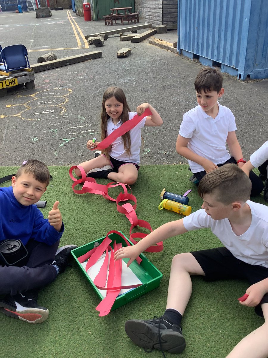 MissManson_APS's tweet photo. Sports Week✅ We are exhausted… this week we’ve had basketball, dance and a bouncy castle🏰 On Wednesday we completed half of sports day by working hard at potted sports to earn points for our house❤️💛💚💙 @airthprimary https://t.co/BfPE3uO8pt