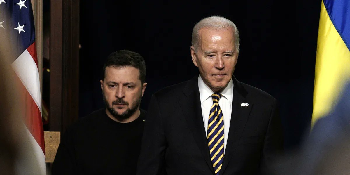 C'est la fin pour le petit acteur Zelensky. L'autre pantin Biden ne se rendra pas à sa stupide conférence pour la paix sans la Russie. 
Biden préfère passer sa soirée avec des stars d'Hollywood selon Bloomberg.