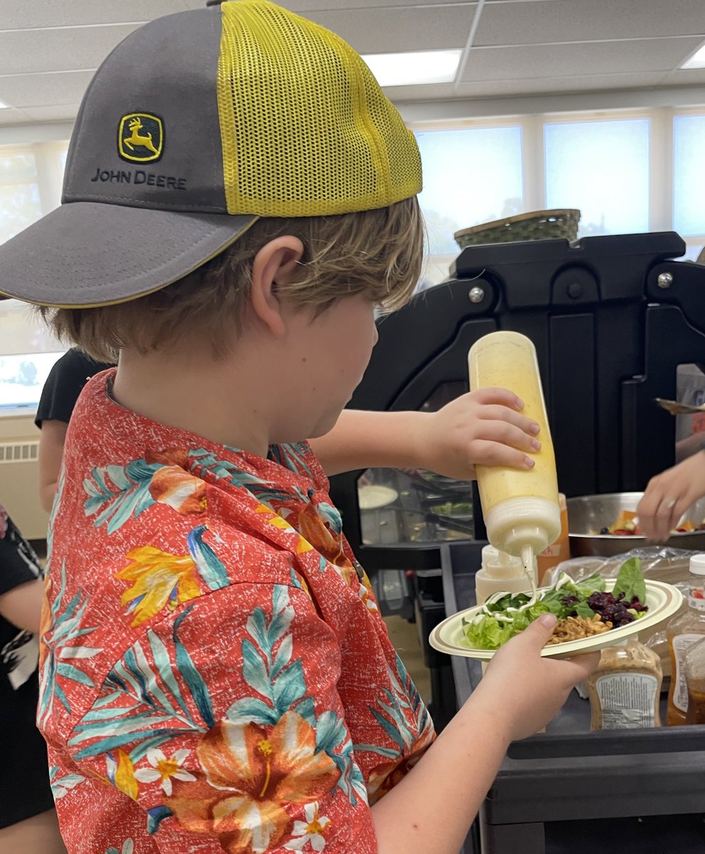 St. Mary's Elem tweet media