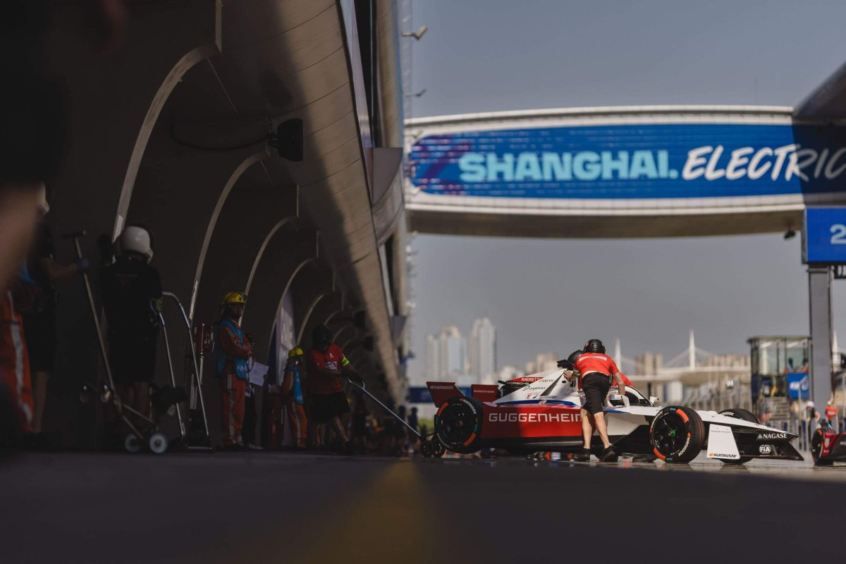 1,000 euro fine for @JakeDennis19 & three reprimands: All #FormulaE penalties at the #ShanghaiEPrix at a glance

e-formula.news/news/formula-e…

Photo: @shivgohil_ / @Spacesuit_Media 
#ABBFormulaE @FIAFormulaE