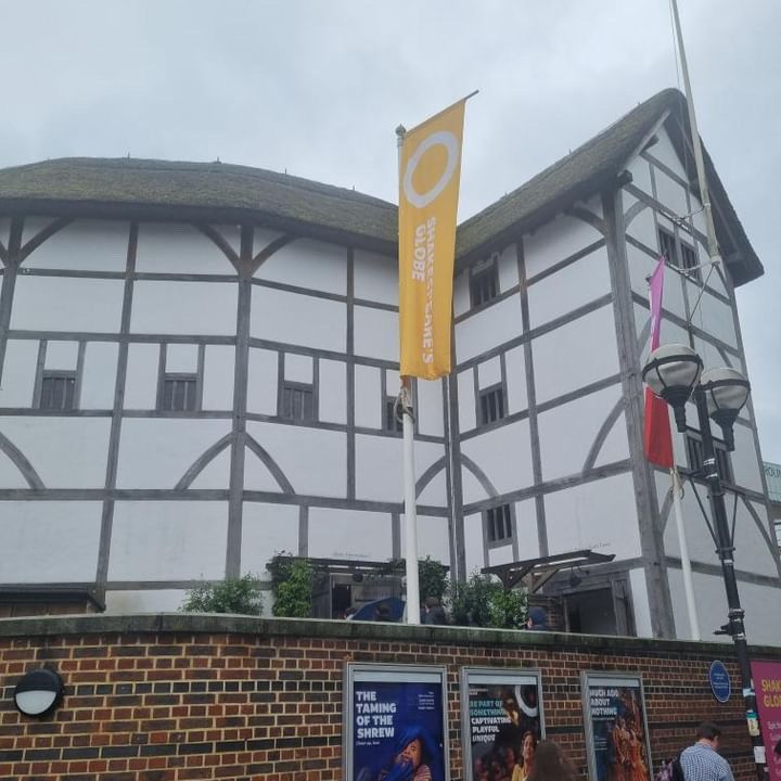 💫 Week 5 💫

My final week! 😭 But I did get to go to London to work on a Gala Fundraiser. 

I've had a lovely time with the team at Production 78 and can't wait to be back (fingercrossed!) 

Jas - over and out. 

#Production78 #RWCMD #Placement