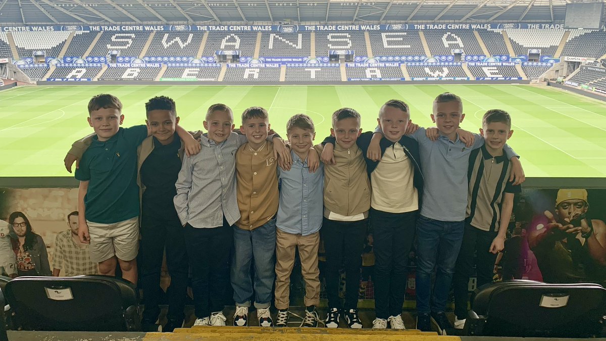 Swansea City Academy tweet media