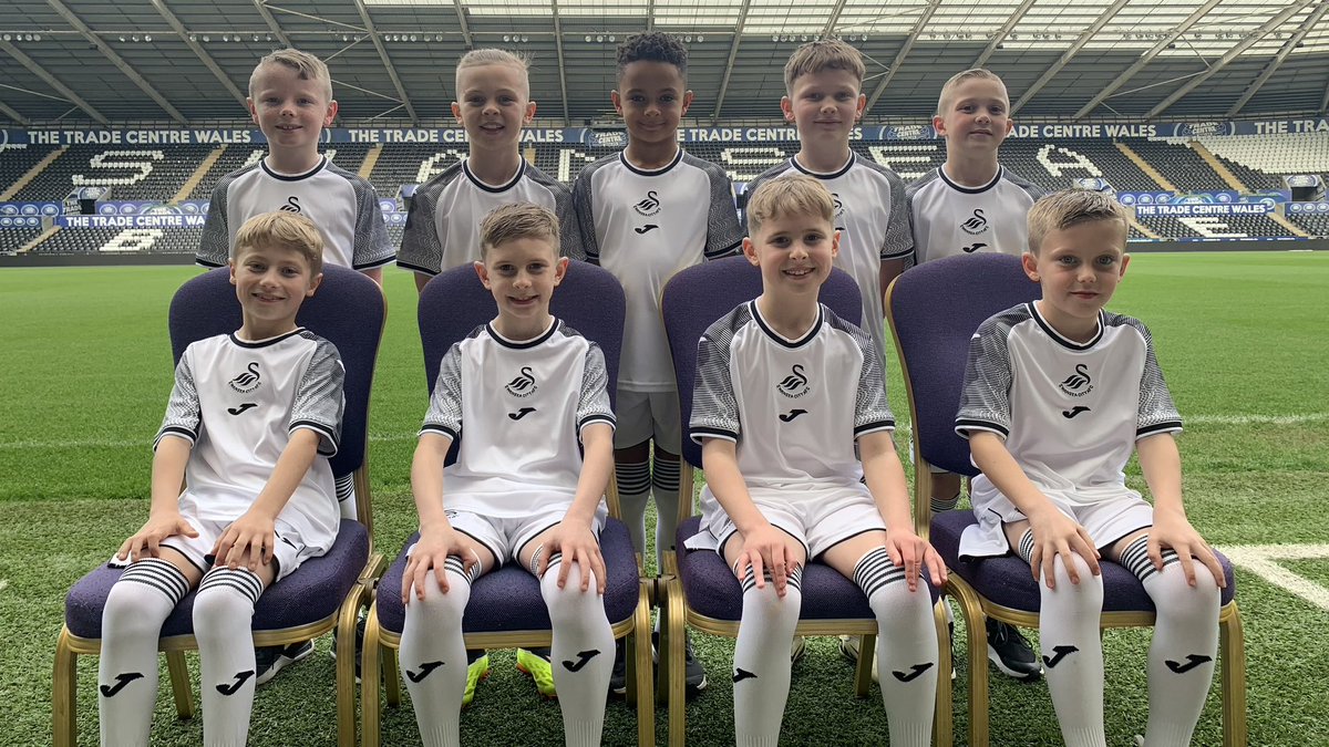 Swansea City's newest recruits have taken their first steps on the academy pathway in a presentation evening held at the Swansea.com Stadium. 👏

Welcome to Swansea City 🖤🤍

👉 swanseacity.club/3wOc7cW