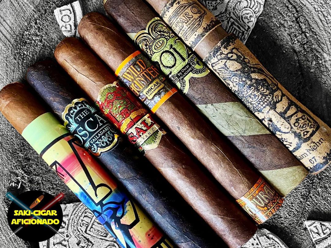 📸: @ robert_saki_cigar 

What would be your choice to end this week?🔥

#ovcigars #oscarcigars #cigaraficionado #botl #sotl #cigartime #cigarlover #cigarjournal #lifestyle #cigarlifestyle #cigarpassion #cigarsnob #cigars