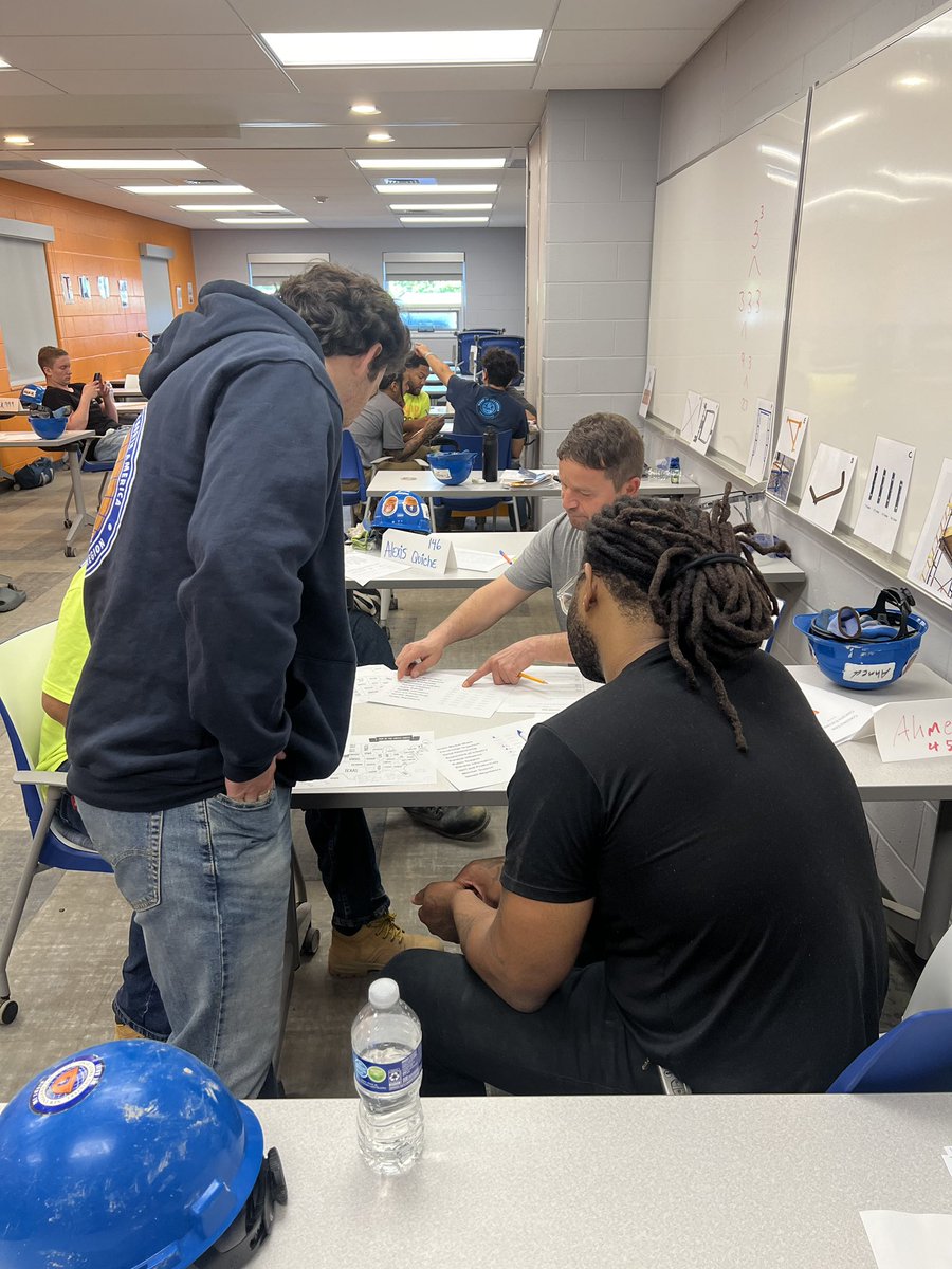 LIUNANewEngland's tweet image. Our Apprentices are skillfully TRAINED, EDUCATED and EMPOWERED as they begin to build their communities, on and off the jobsite, throughout New England! ✊ 🦺 📚
 
#LIUNA #RISE #RISEFOUNDATION #LABORERSRISING