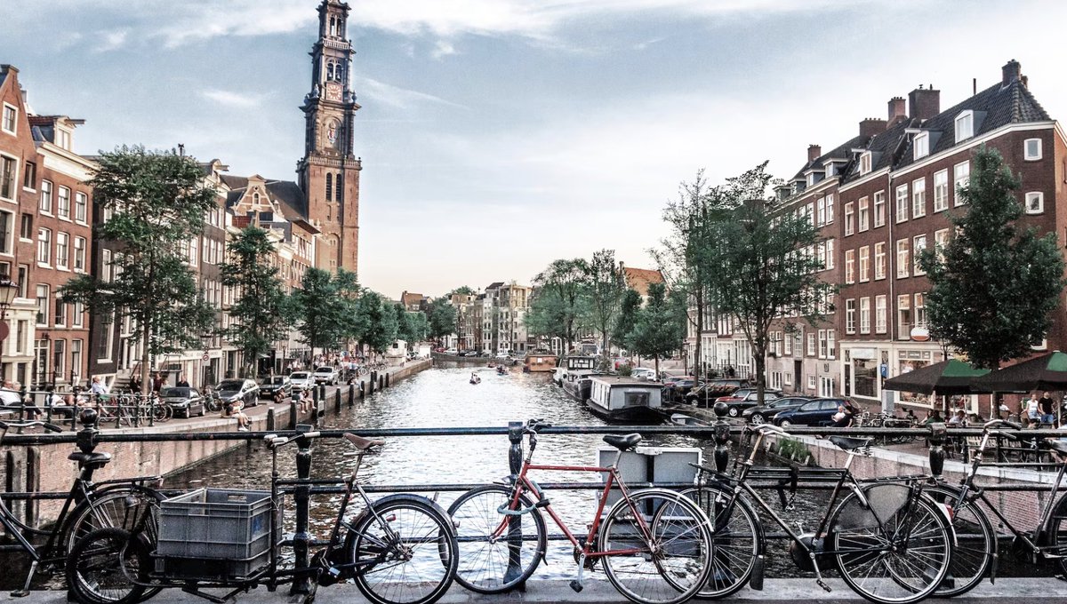 A few places still available for the Amsterdam network analysis summer school PSYNETS 2024 from July 1-4. Sign up if you want to learn about Network Psychometrics.
More info: psychosystems.org/psynets-worksh…
Register here: forms.gle/caJHXW41ePZDNg…