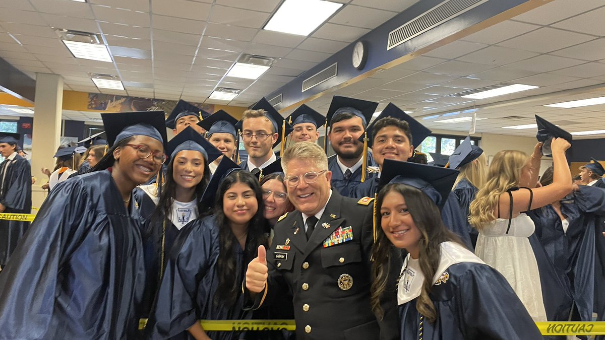 jrotcNaplesHS's tweet photo. What an honor to salute our seniors at graduation!  Proud of all of our graduates! @NaplesHS @collierschools https://t.co/PlUK7XpCGB