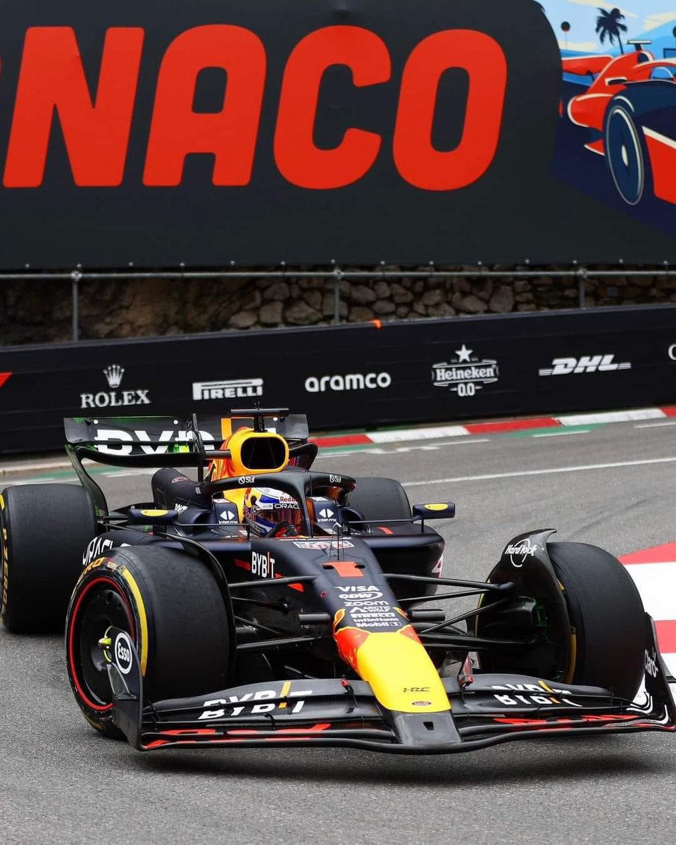 AvendanoAxa's tweet photo. #MonacoGP 
#monacogp 

Letreros vgrs los que hay en Montecarlo https://t.co/GoE5xjJy2t
