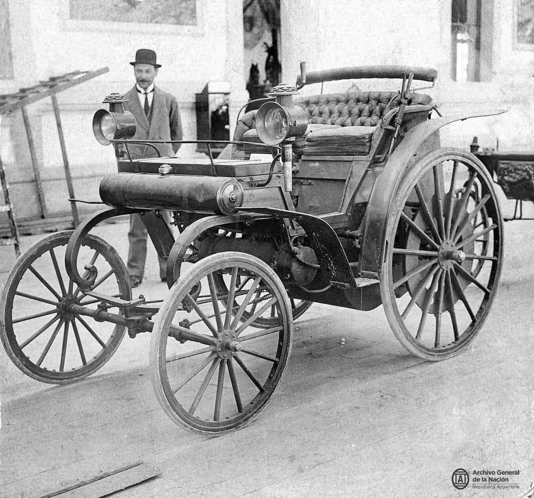 First car in Argentina 🇦🇷 📍Buenos Aires, 1895