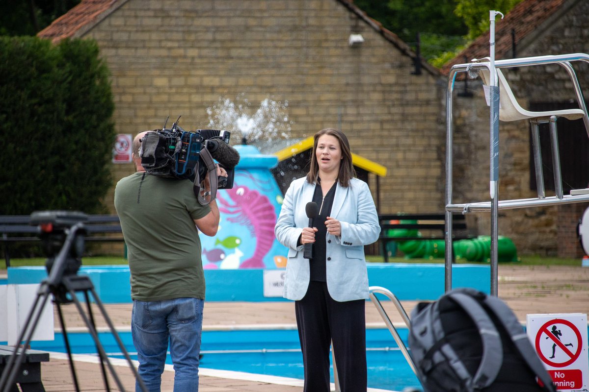 bournepool's tweet image. Well, what an exciting day we've had - a visit from Emma Wilkinson and camera team from ITV Calendar to find out all about our amazing pool, which was aired on this evenings Calendar news programme.  

Did you see us?