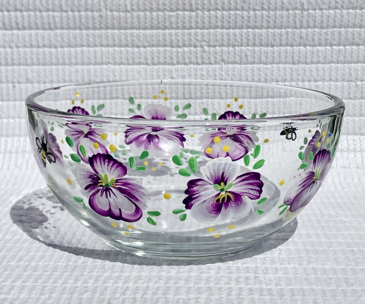 Check out this candy dish etsy.com/listing/171011… #candydish #homedecor #flowerlovergift #SMILEtt23 #CraftBizParty #etsy# #etsygifts .  .