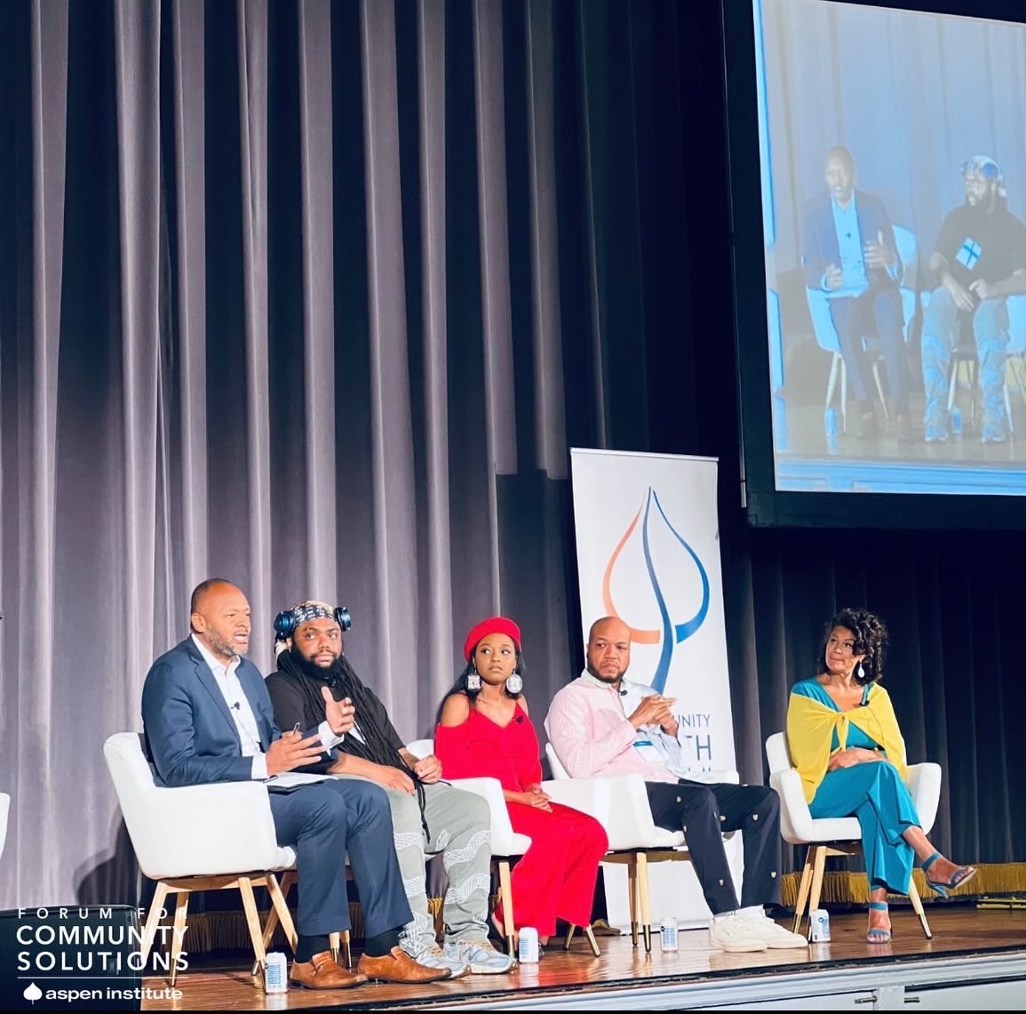 AspenFCS's tweet image. Highlights from the #OYF Convening Spring 2024

Multigenerational Plenary: 'Racial Justice Organizing in Boston: An Intergenerational Conversation' bought together voices from diverse age groups to spark a dialogue on racial justice organizing in Boston.