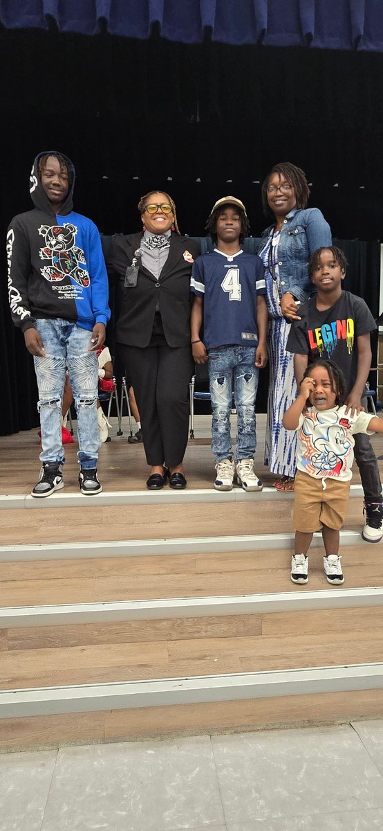 My flowers! Year 25 in the books. 
Parents. Staff. Scholars. I love what God granted me the gift to do! Serve people!!!
#OneLife2Live 
#OneGod2Please