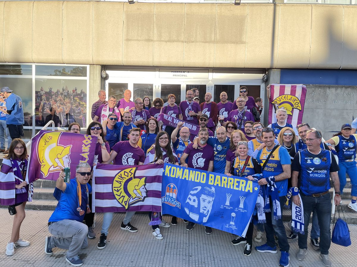 Terminando la temporada celebrando el baloncesto en buena compañía 🏀<a href="/KOMANDOBARRERA/">𝗞𝗢𝗠𝗔𝗡𝗗𝗢 𝗕𝗔𝗥𝗥𝗘𝗥𝗔</a> <a href="/BochanosBurgos/">BochanosBurgos</a>