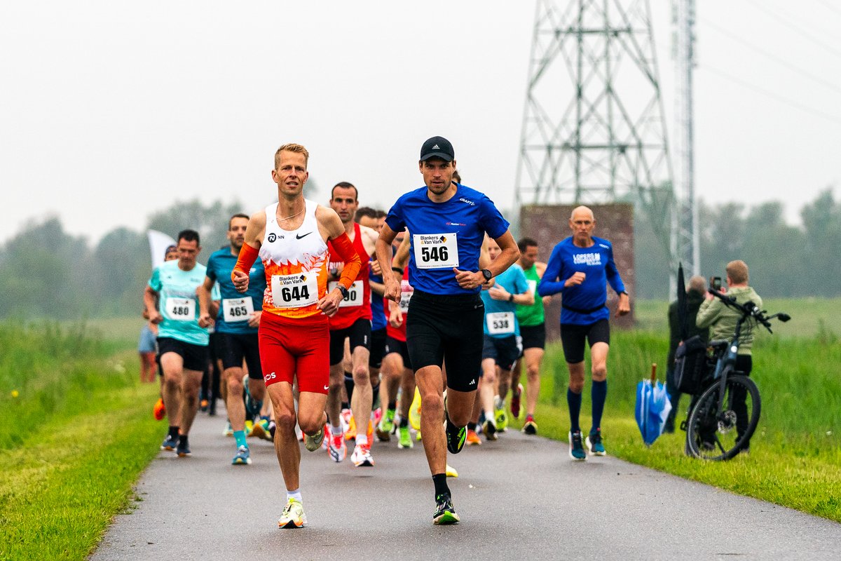 De eerste selectie van mijn foto's van de Omloop van de Biesbosch 2024 - Hardlopen <a href="/ABiesboschRonde/">OmloopvandeBiesbosch</a> 
 flickr.com/photos/hankena…