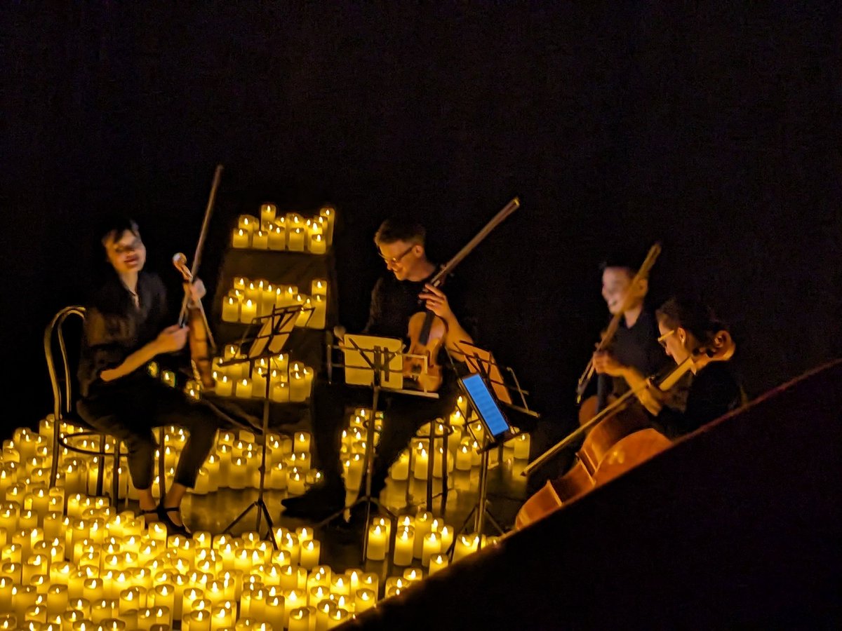 Bravo @cdl_concerts, le concert violons/violoncelle qui joue les chansons de @Pink avec des centaines de bougies, au théâtre du musée Grévin, un seul mot : magique ❤️
Bravo Ensemble Paname pour la performance musicale!